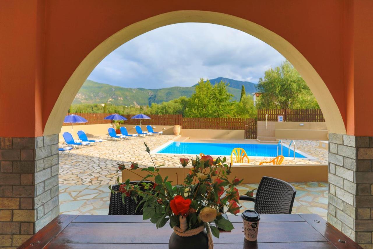 Kristefi Villa Kato Korakiana